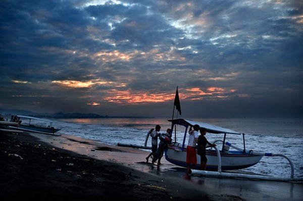 Transfer From Seminyak to Lovina