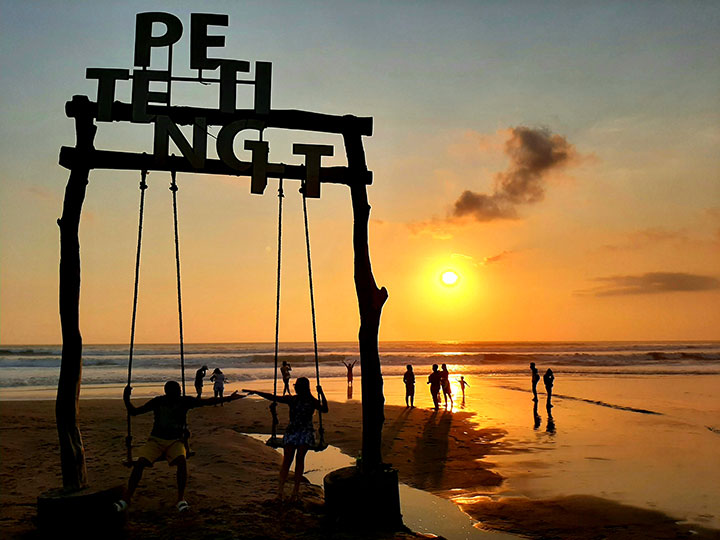 Transfer from Bali Airport to Petitenget